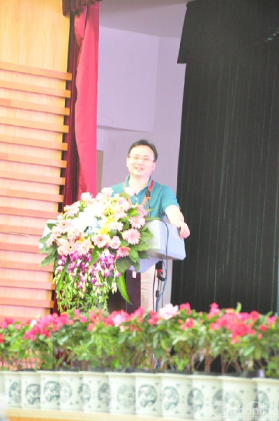 heshisheng.JPG